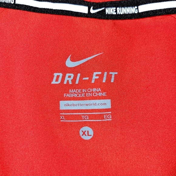 Nike* Element* Dri Fit* 1/2 Zip Top* Running* Red* Sz XL - Picture 9 of 9
